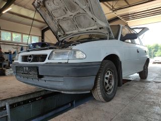 bontott OPEL ASTRA F Bal C Oszlop Burkolat