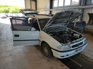 bontott OPEL ASTRA F Bal C Oszlop Burkolat