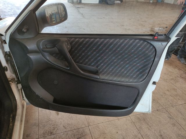 bontott OPEL ASTRA F Bal C Oszlop Burkolat