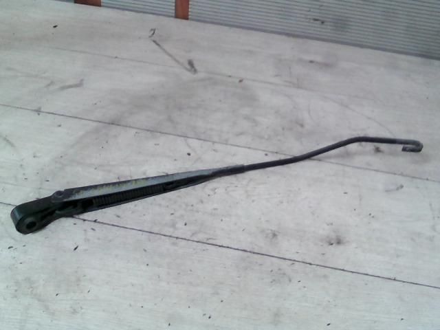 bontott OPEL ASTRA F Bal első Ablaktörlő Kar