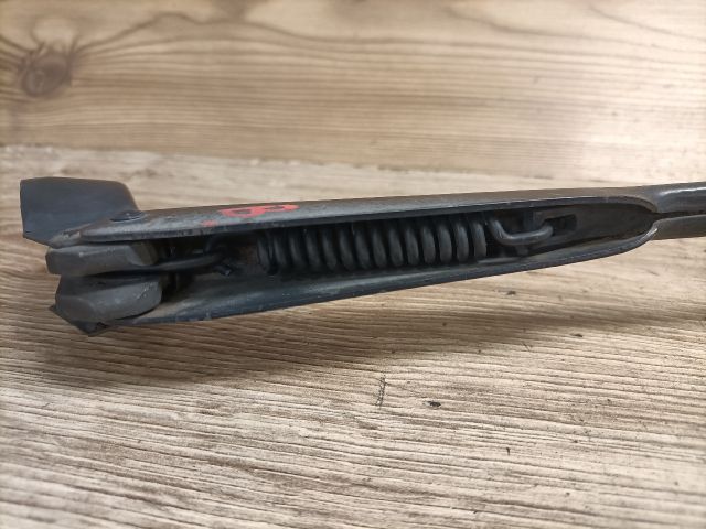 bontott OPEL ASTRA F Bal első Ablaktörlő Kar