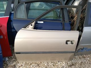 bontott OPEL ASTRA F Bal első Ajtó (Részeivel)