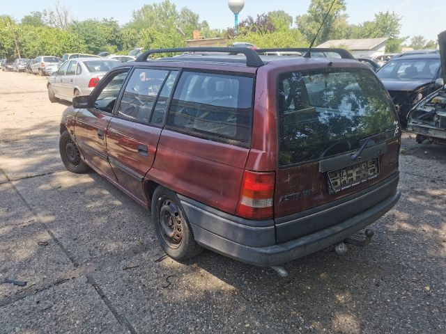 bontott OPEL ASTRA F Bal első Ajtó (Részeivel)