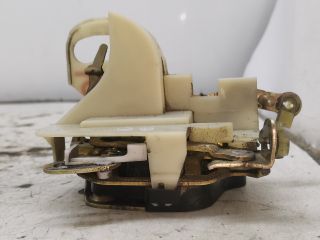 bontott OPEL ASTRA F Bal első Ajtózár