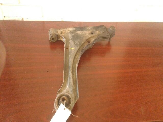 bontott OPEL ASTRA F Bal első Alsó Első Lengőkar