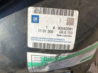 bontott OPEL ASTRA F Bal első Dobbetét (Kerékjárati, Műanyag)