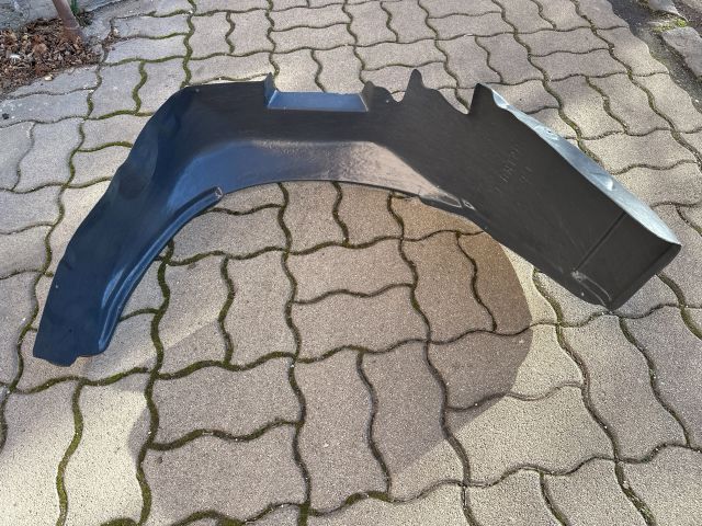 bontott OPEL ASTRA F Bal első Dobbetét (Kerékjárati, Műanyag)