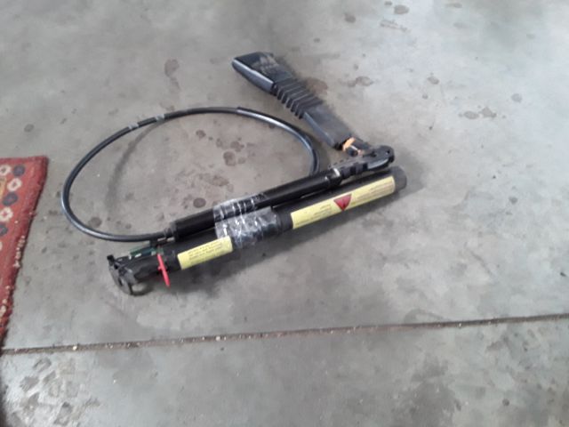 bontott OPEL ASTRA F Bal első Övfeszítő