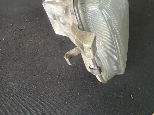 bontott OPEL ASTRA F Bal Fényszóró