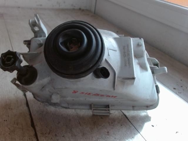 bontott OPEL ASTRA F Bal Fényszóró