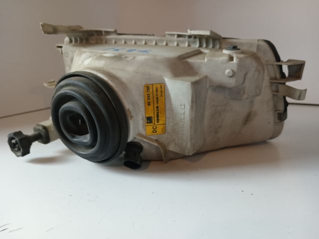 bontott OPEL ASTRA F Bal Fényszóró