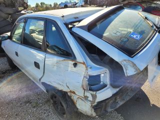 bontott OPEL ASTRA F Bal hátsó Ablak