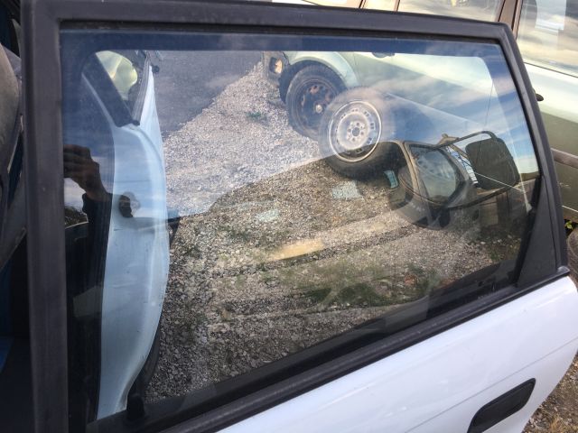 bontott OPEL ASTRA F Bal hátsó Ablak