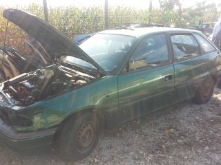 bontott OPEL ASTRA F Bal hátsó Ablak