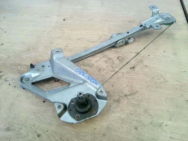 bontott OPEL ASTRA F Bal hátsó Ablakemelő Szerkezet (Mechanikus)