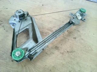 bontott OPEL ASTRA F Bal hátsó Ablakemelő Szerkezet (Mechanikus)