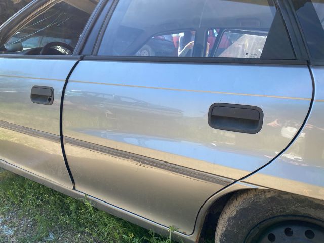 bontott OPEL ASTRA F Bal hátsó Ajtó (Üres lemez)