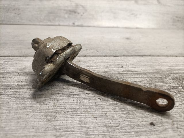 bontott OPEL ASTRA F Bal hátsó Ajtóhatároló