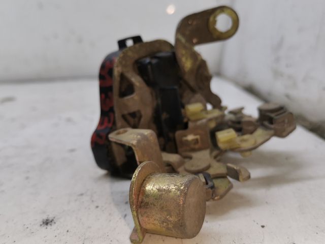 bontott OPEL ASTRA F Bal hátsó Ajtózár