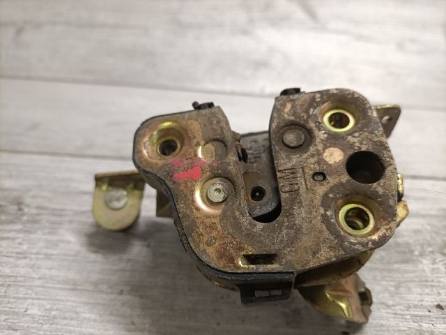 bontott OPEL ASTRA F Bal hátsó Ajtózár