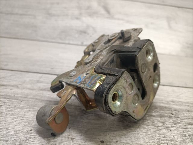 bontott OPEL ASTRA F Bal hátsó Ajtózár