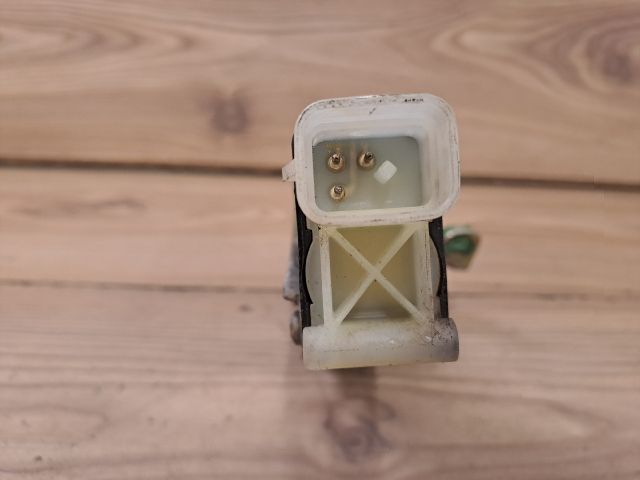 bontott OPEL ASTRA F Bal hátsó Ajtózár