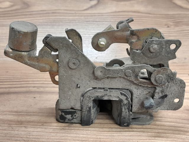 bontott OPEL ASTRA F Bal hátsó Ajtózár