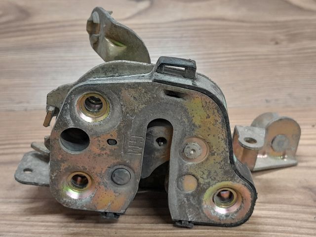 bontott OPEL ASTRA F Bal hátsó Ajtózár