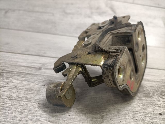 bontott OPEL ASTRA F Bal hátsó Ajtózár