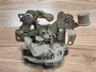 bontott OPEL ASTRA F Bal hátsó Ajtózár