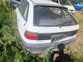 bontott OPEL ASTRA F Bal hátsó Biztonsági Öv Csat