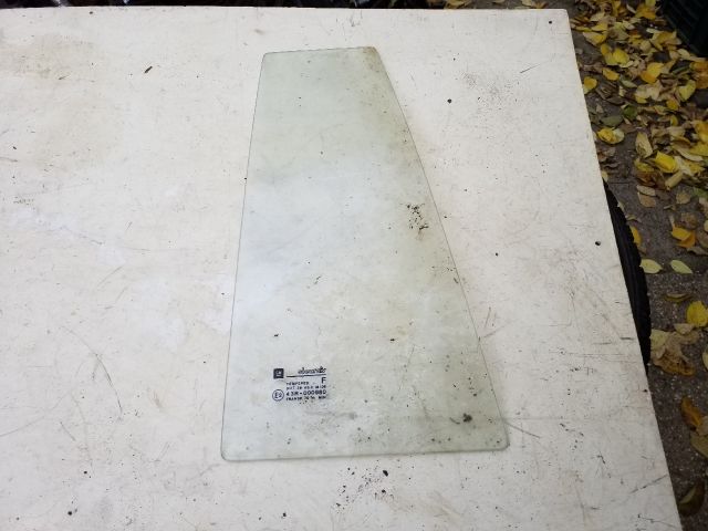 bontott OPEL ASTRA F Bal hátsó Fixüveg (Ajtóban)