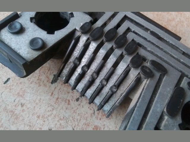 bontott OPEL ASTRA F Bal Hátsó Lámpa Foglalat