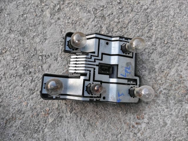 bontott OPEL ASTRA F Bal Hátsó Lámpa Foglalat