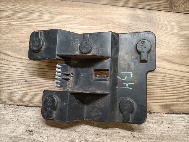 bontott OPEL ASTRA F Bal Hátsó Lámpa Foglalat