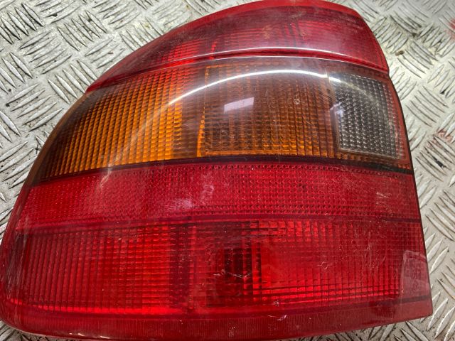 bontott OPEL ASTRA F Bal Hátsó Lámpa