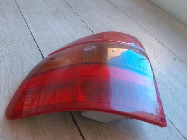 bontott OPEL ASTRA F Bal Hátsó Lámpa