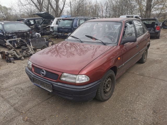 bontott OPEL ASTRA F Bal Hátsó Lámpa