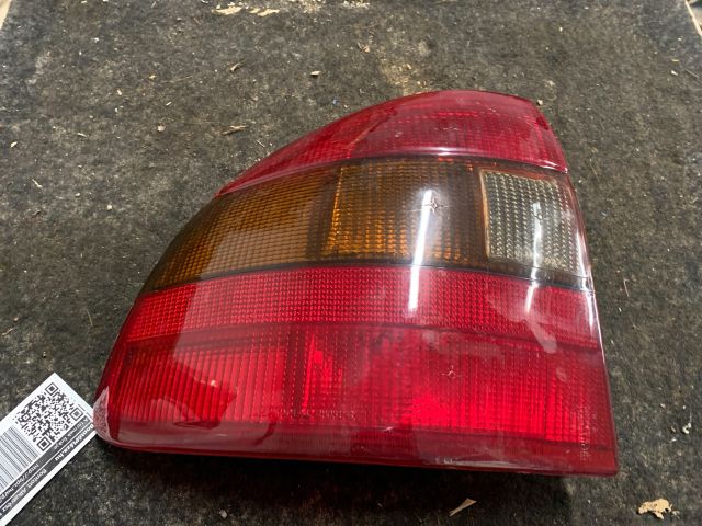 bontott OPEL ASTRA F Bal Hátsó Lámpa