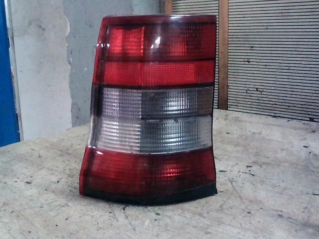 bontott OPEL ASTRA F Bal Hátsó Lámpa