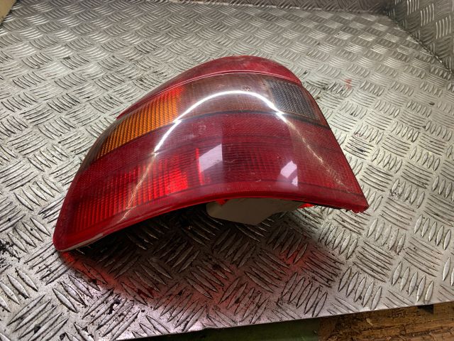 bontott OPEL ASTRA F Bal Hátsó Lámpa