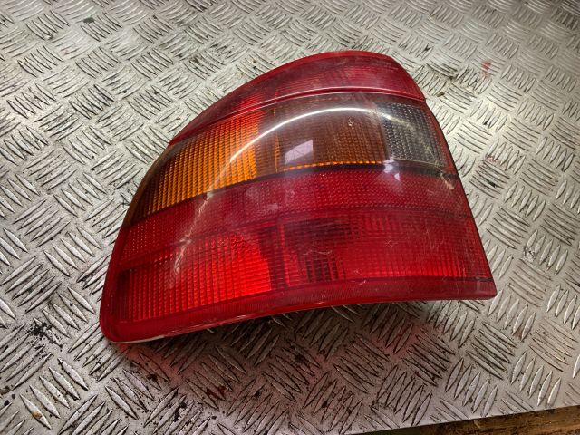 bontott OPEL ASTRA F Bal Hátsó Lámpa