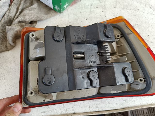 bontott OPEL ASTRA F Bal Hátsó Lámpa