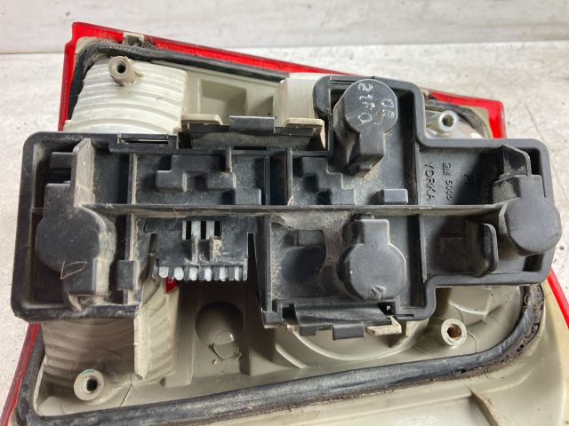 bontott OPEL ASTRA F Bal Hátsó Lámpa