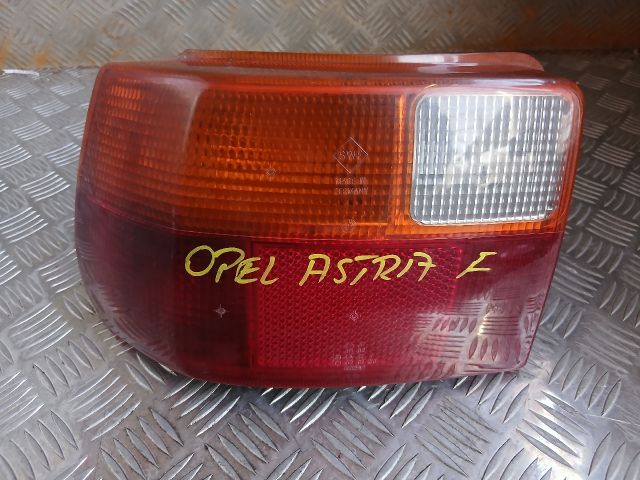 bontott OPEL ASTRA F Bal Hátsó Lámpa