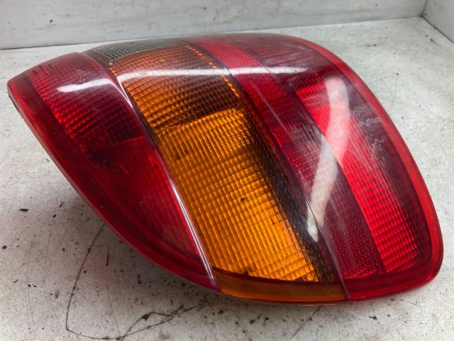 bontott OPEL ASTRA F Bal Hátsó Lámpa