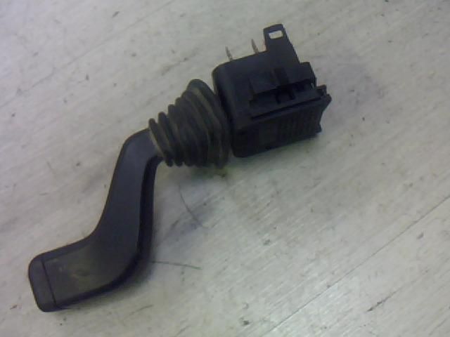 bontott OPEL ASTRA F Bal Kormánykapcsoló Irányjelző