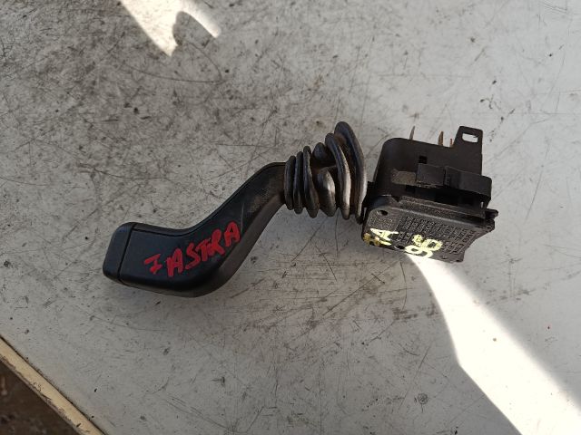 bontott OPEL ASTRA F Bal Kormánykapcsoló Irányjelző