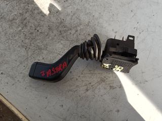 bontott OPEL ASTRA F Bal Kormánykapcsoló Irányjelző