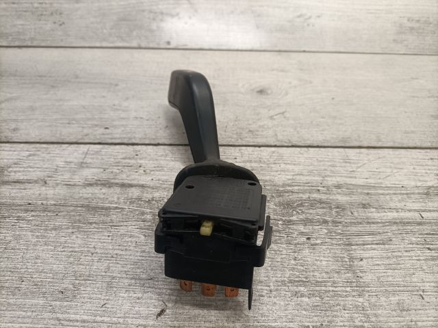 bontott OPEL ASTRA F Bal Kormánykapcsoló Irányjelző